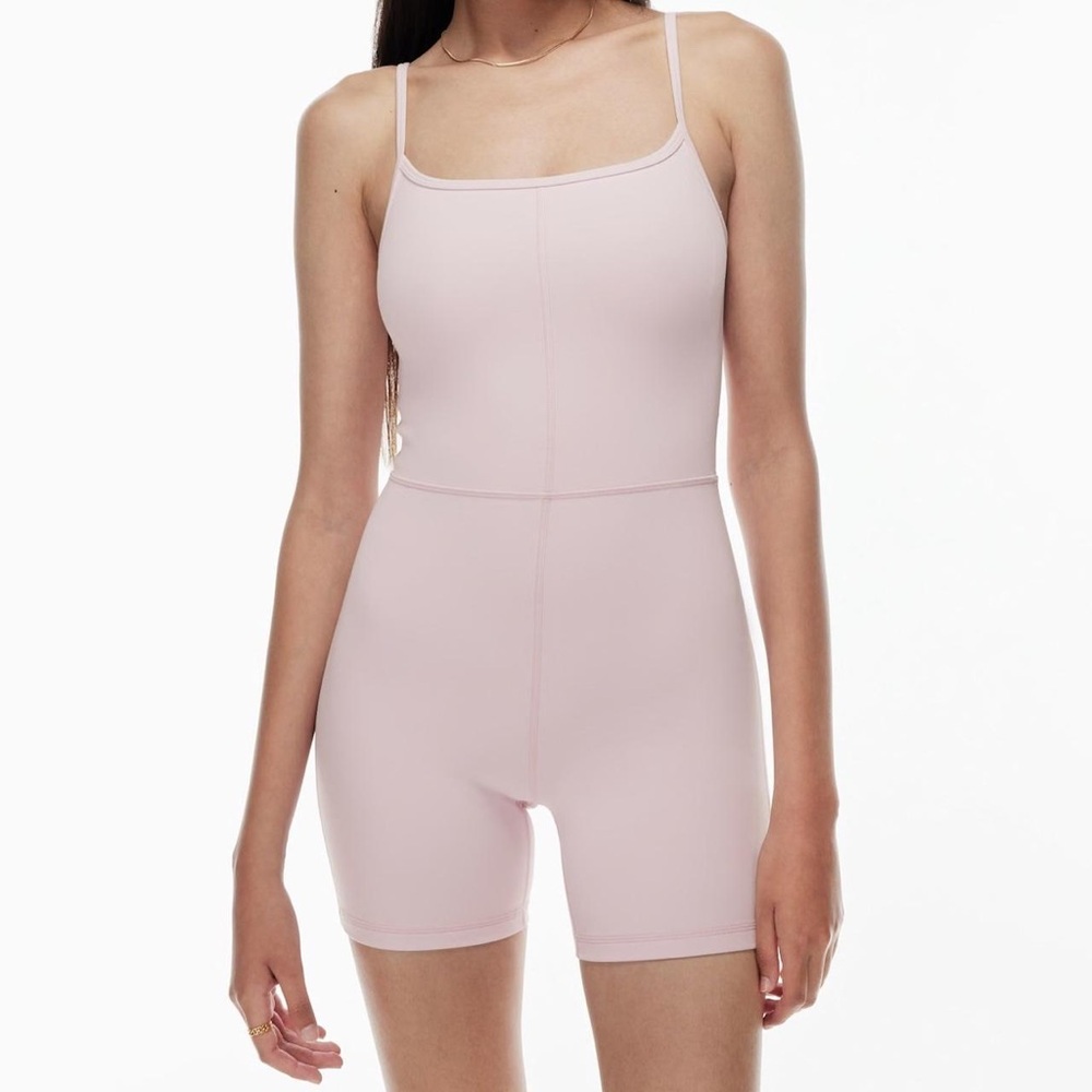 Aritzia Wilfred Free Divinity 5” Romper in Lilac Bloom